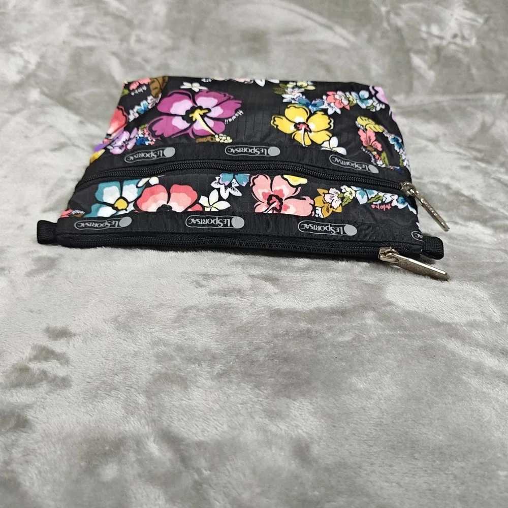 LeSportsac Pouch 7.5x5.5 Hawaiian Floral Cosmetic Makeup Travel Zip Coin Purse